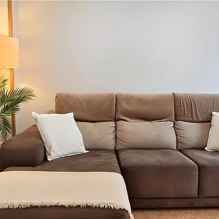 Apartamento Peral Super Equipado 4 *